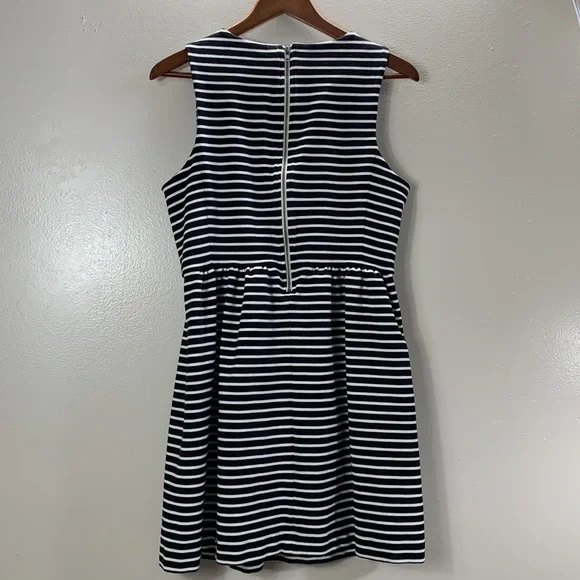 J.Crew Woman’s Black And White Striped Daybreak Sleeveless Ponte Dress Size M - Picture 3 of 10